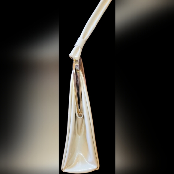 Vintage Patent Purse With Hand Painted Cherry Blossoms Signed "SM" - Picture 6 of 16